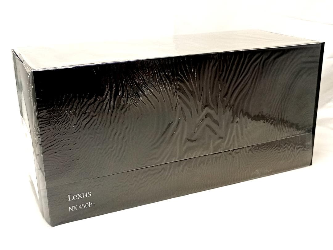 京商 1/18 レクサス NX450h 2022 (ソニッククォーツ)