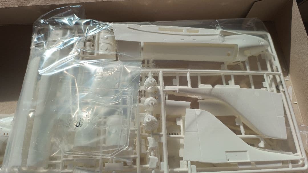 ドイツ　Revell Boeing 747-SCA＆Space Shuttle