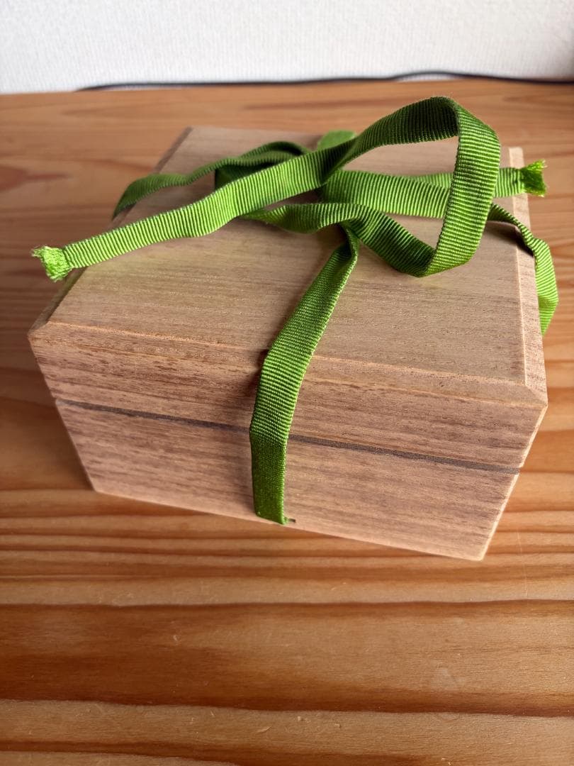 銀杯（桐紋入り）純銀137g