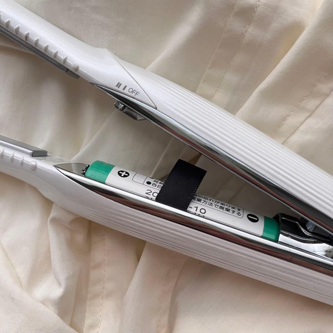 Refaフィンガーアイロン ST ホワイト