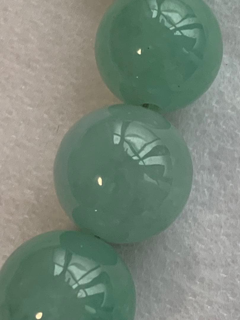 美品　本翡翠ネックレス