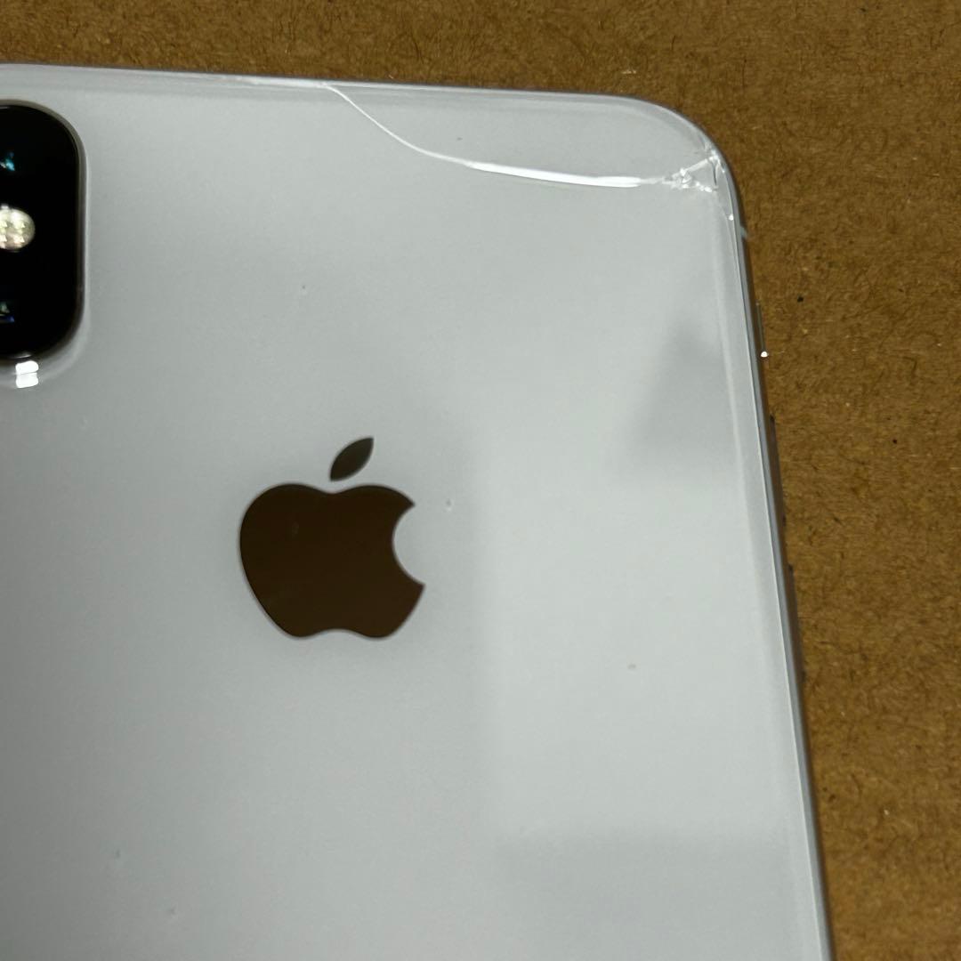 Apple iPhone X 64GB シルバー SIMフリー