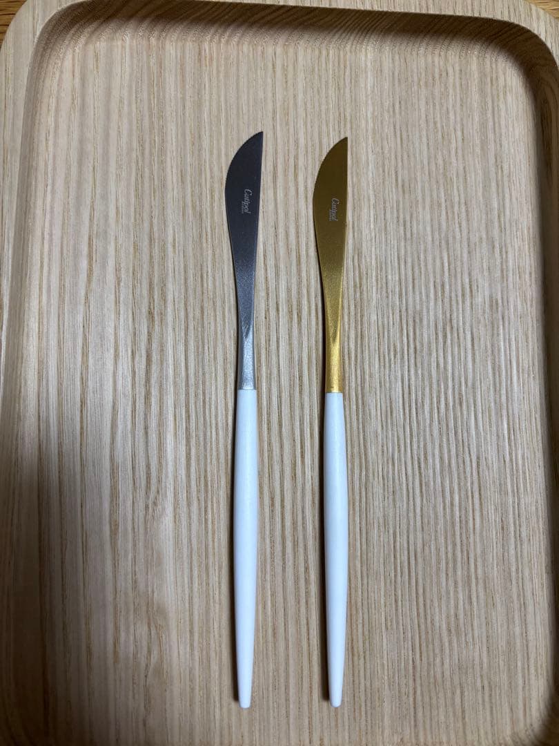 クチポールゴア・ホワイト ゴールド・シルバーデザートナイフ 2本セット