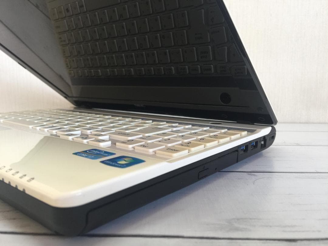 NEC PC-VK17HHTND 13.3型液晶 コンパクト テンキ付きノート