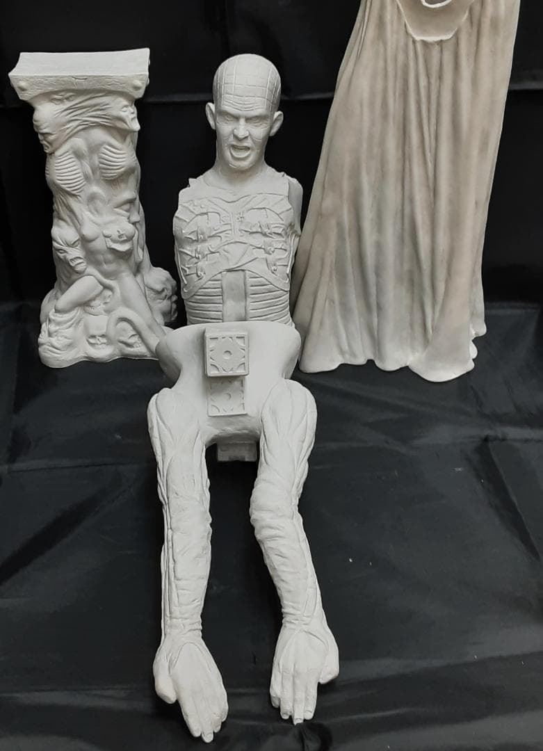 スクリーミン HELLRAISER ヘルレイザーピンヘッドタワー ガレージキット