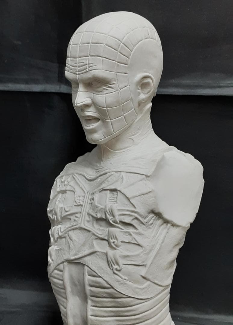 スクリーミン HELLRAISER ヘルレイザーピンヘッドタワー ガレージキット