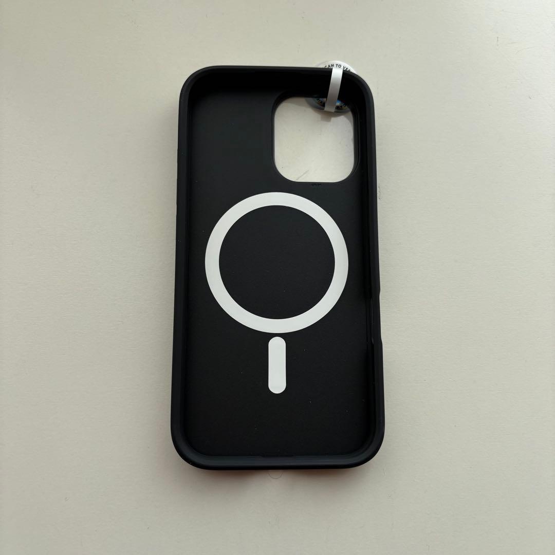 新品未使用　CASETiFY ドットザイン iPhone16ケース