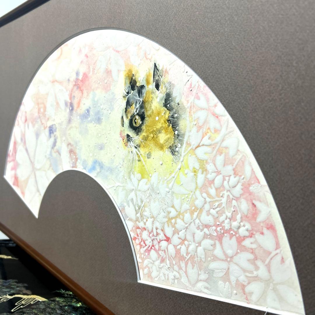 日本画「さくら　三毛　扇あつらえ」　幸福の三毛猫