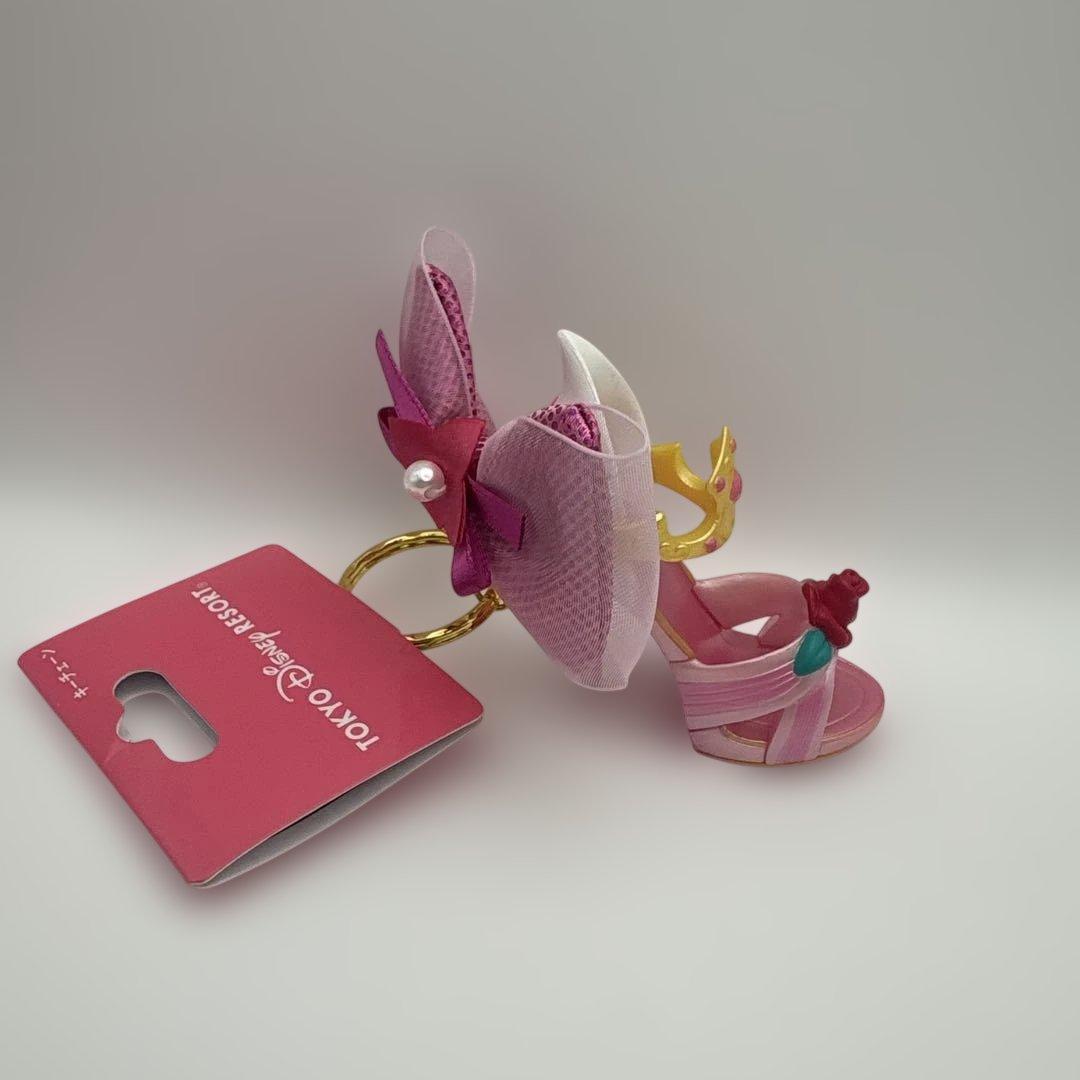 ディズニーリゾート　オーロラ姫　靴　ハイヒール　キーホルダー