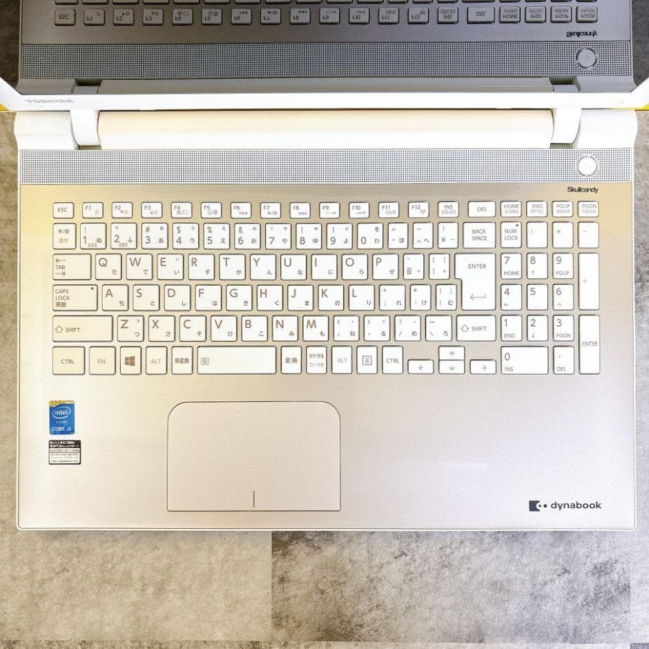 Coreｉ5✨新品SSDで快適✨おしゃれゴールド❣カメラ付き 薄型ノートパソコン