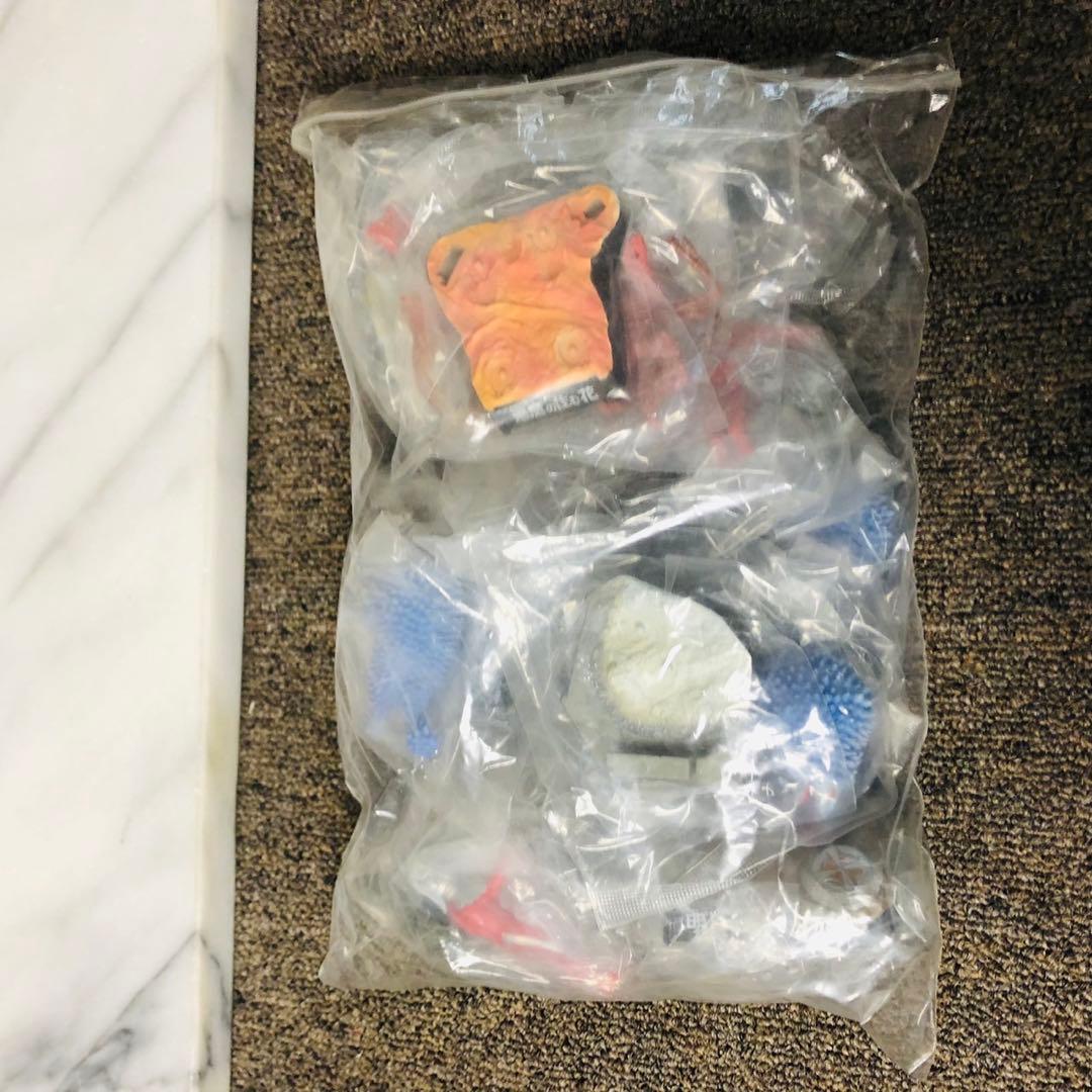 H58バンダイ ゴジラ ソフビコレクション ウルトラマンフィギュア SDガンダム