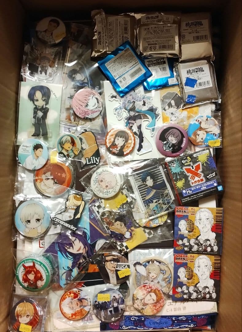 300 個以上　アニメグッズ　ノンジャンル　まとめ売り　紙類なし