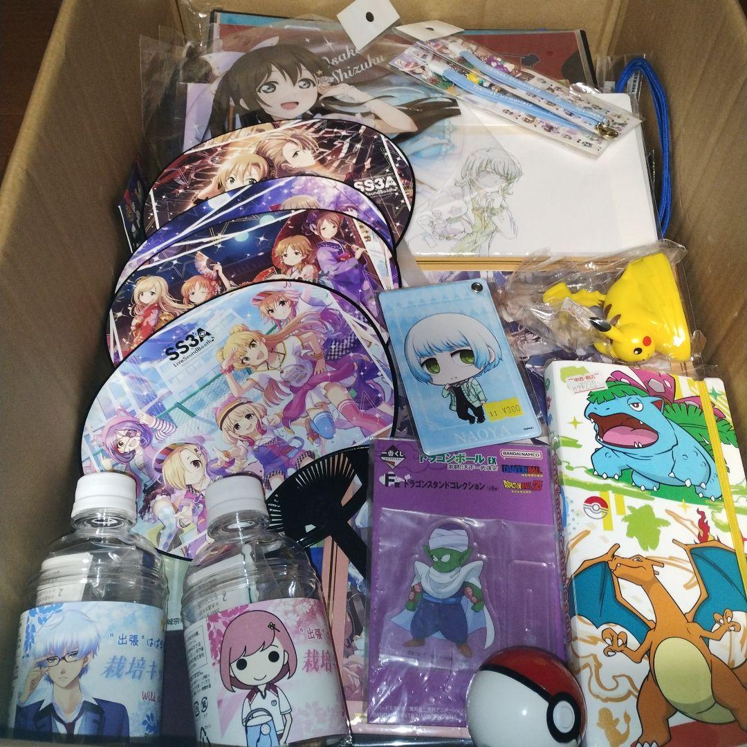 300 個以上　アニメグッズ　ノンジャンル　まとめ売り　紙類なし