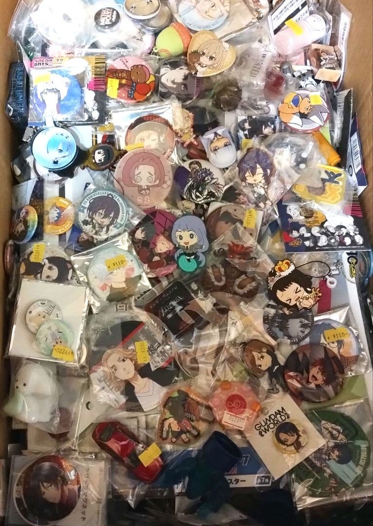 300 個以上　アニメグッズ　ノンジャンル　まとめ売り　紙類なし