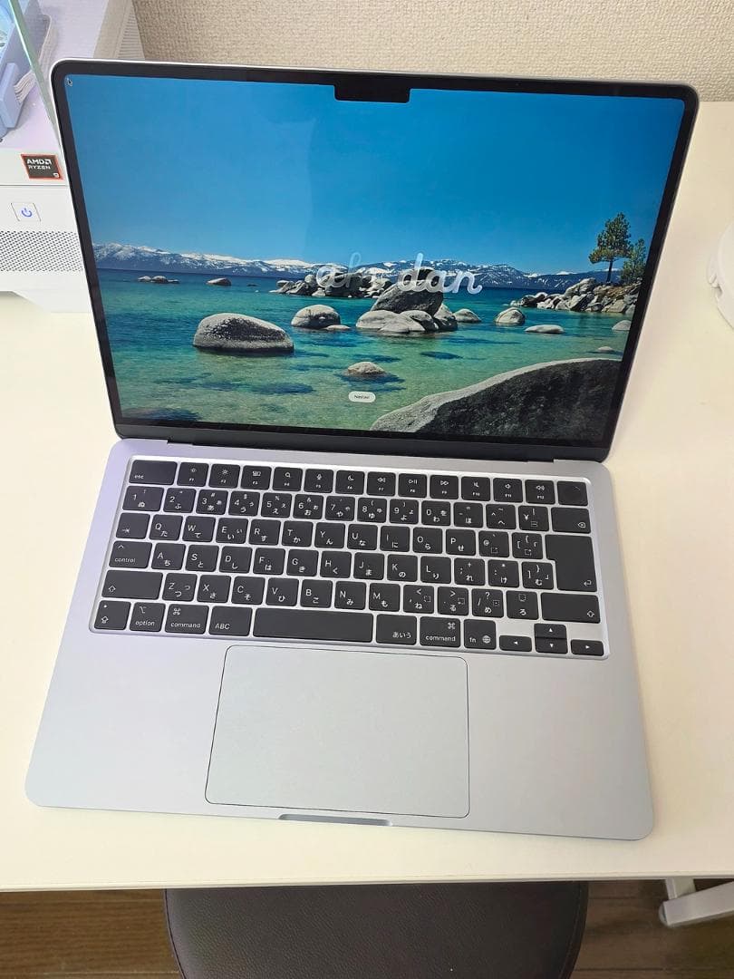 MacBook Air M5チップ　13インチ（スカイブル－）