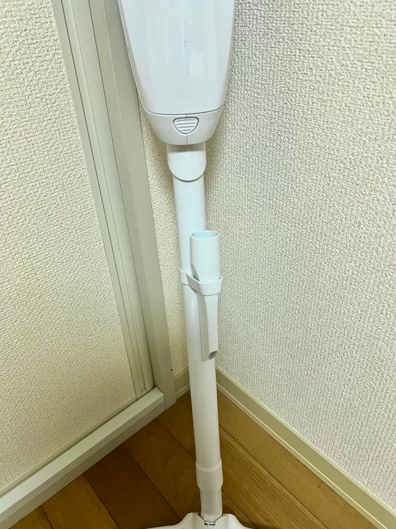 【美品】マキタ CL107FD 充電式クリーナー 掃除機 サイクロン