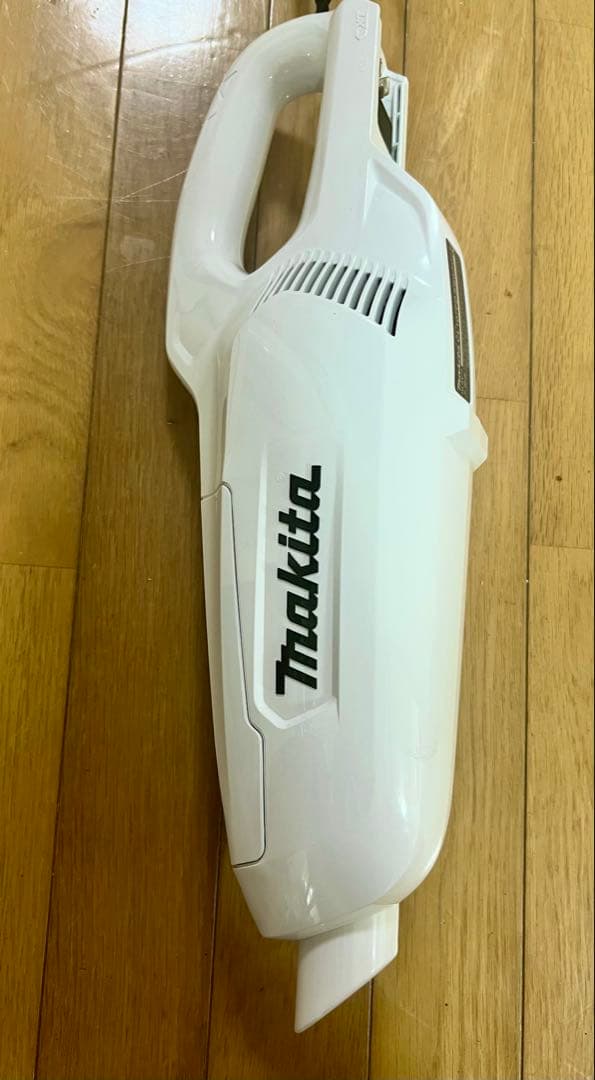 【美品】マキタ CL107FD 充電式クリーナー 掃除機 サイクロン
