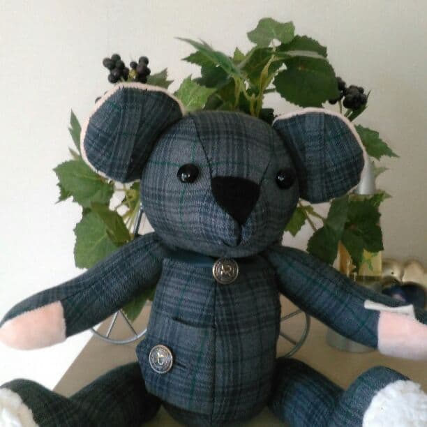 制服メモリアルベア