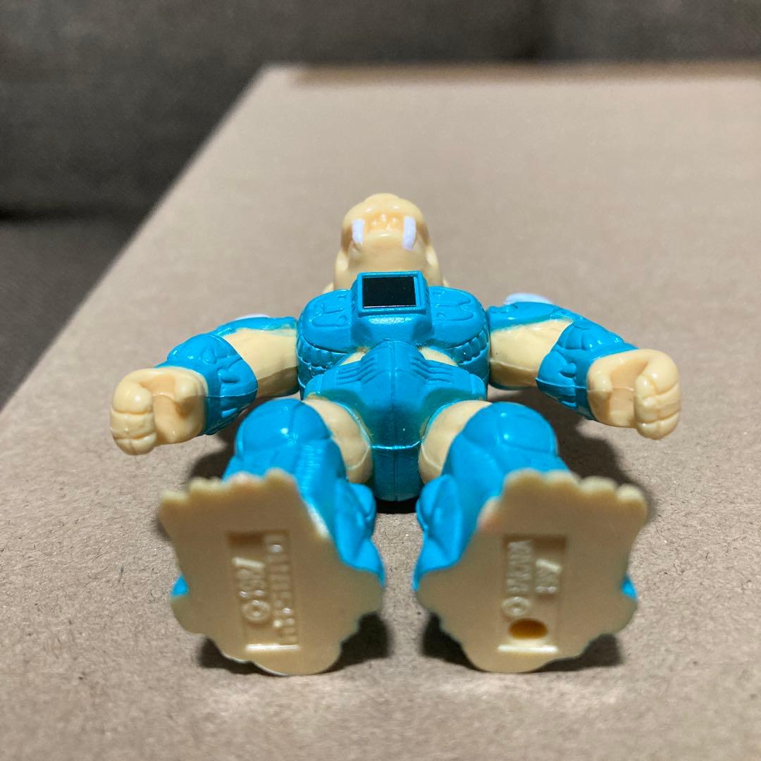 【激レア】ビーストフォーマー サイバトロンビースト 名誉戦士 プラチナタイガー