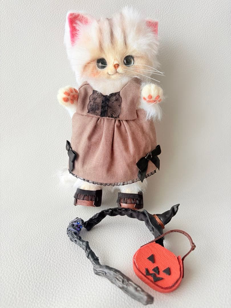 羊毛フェルト　チンチラ　ハンドメイド　猫