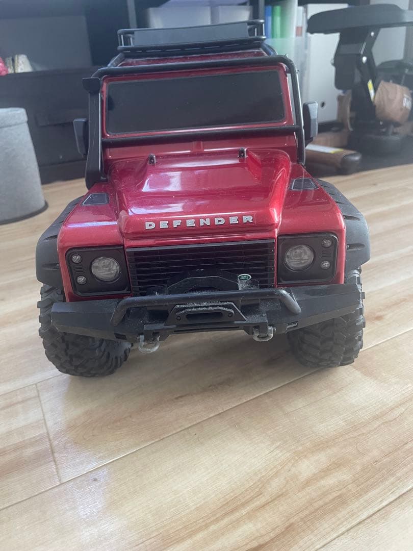 トラクサス TRX4 1/10 DEFENDER レッド オフロードラジコン