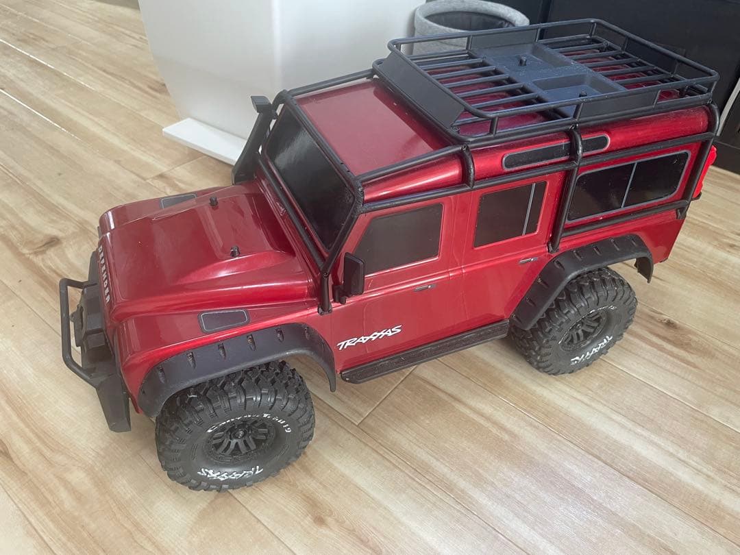 トラクサス TRX4 1/10 DEFENDER レッド オフロードラジコン