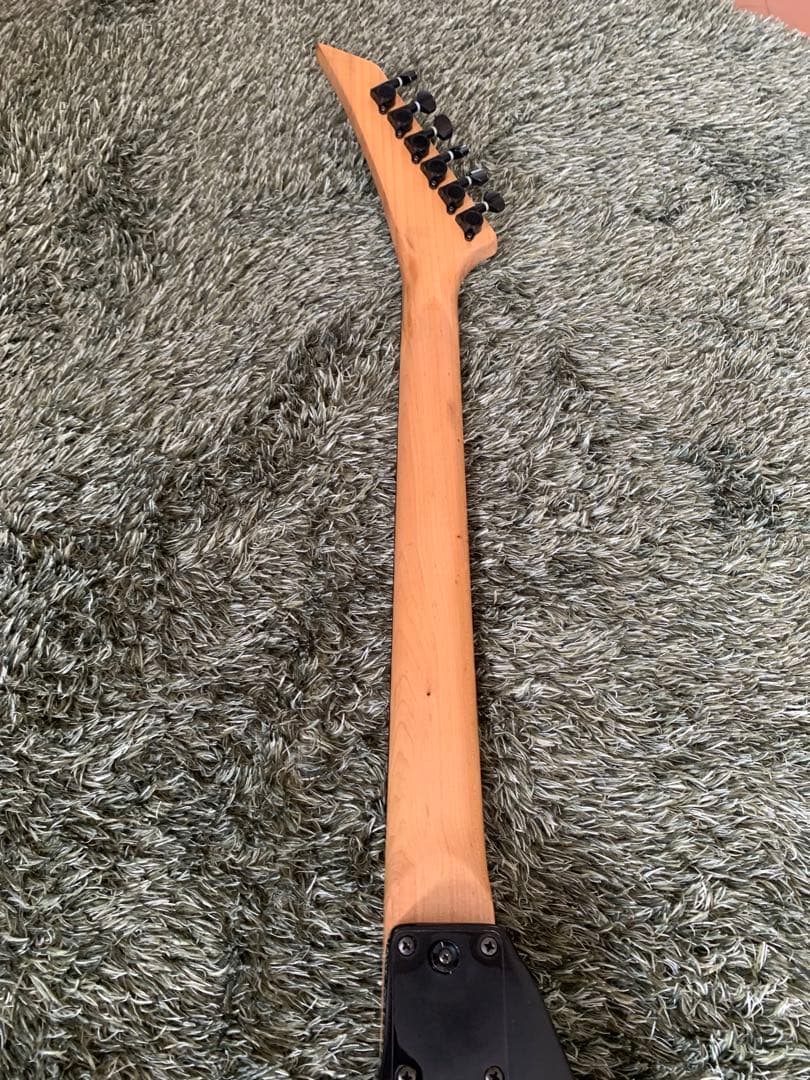 イ*キ様 JOKER ブラック Vシェイプ エレキギター