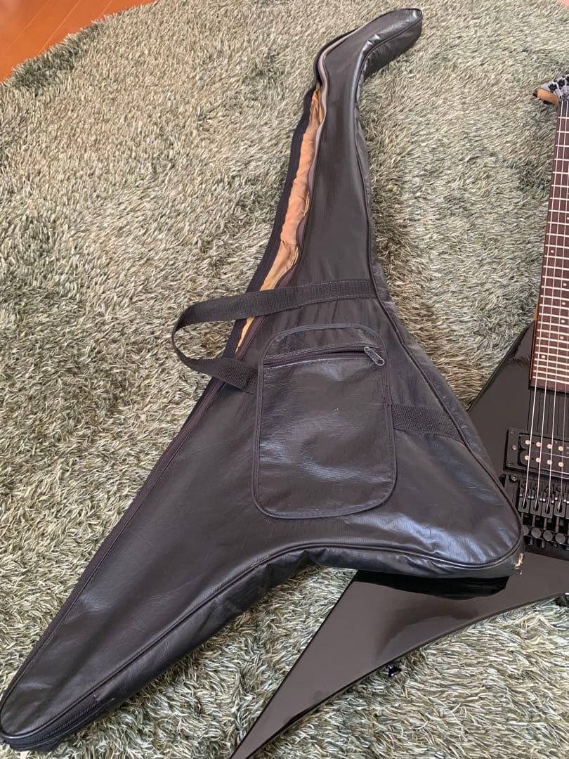 イ*キ様 JOKER ブラック Vシェイプ エレキギター