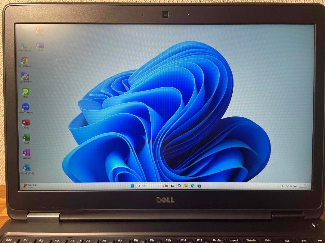 DELL Office搭載 Latitube メモリ12GB SSD240GB