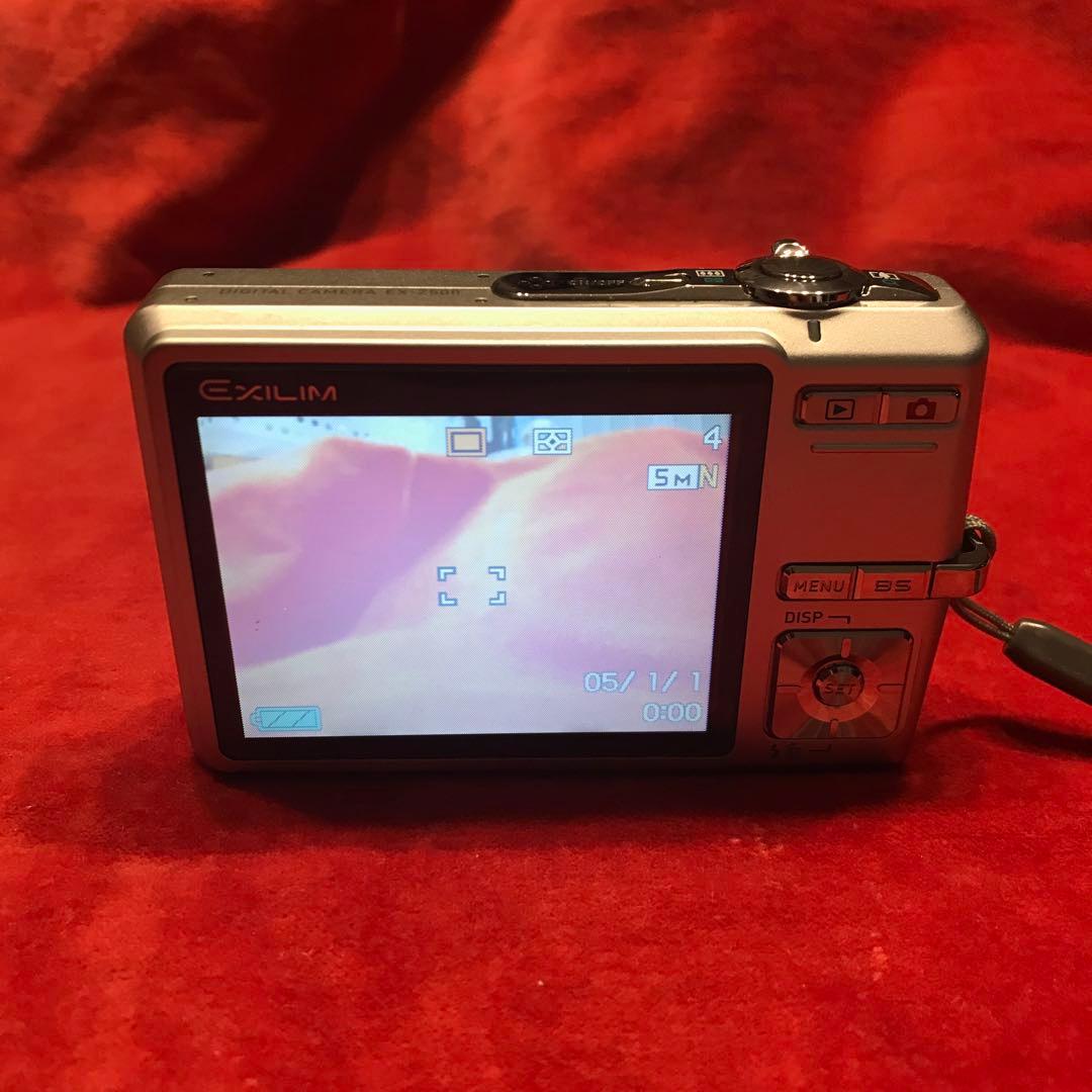 美品　CASIO EXILIM コンパクトデジタルカメラ　動作確認済み