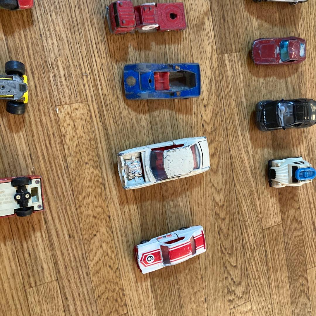 ミニカー 19台セット（内、英国製8台、日本製6台共に1970年代前後製造）