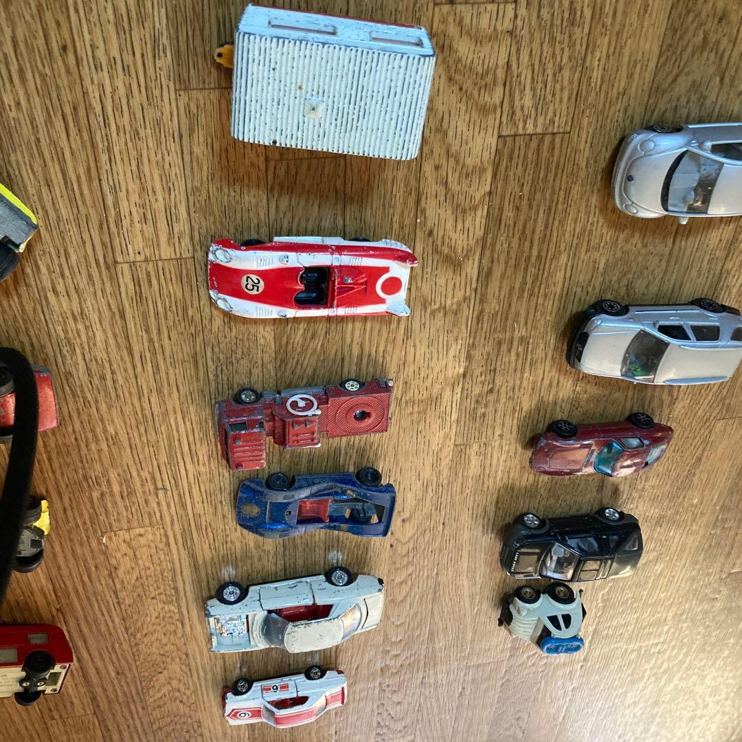 ミニカー 19台セット（内、英国製8台、日本製6台共に1970年代前後製造）