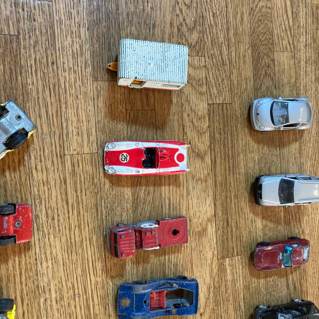 ミニカー 19台セット（内、英国製8台、日本製6台共に1970年代前後製造）