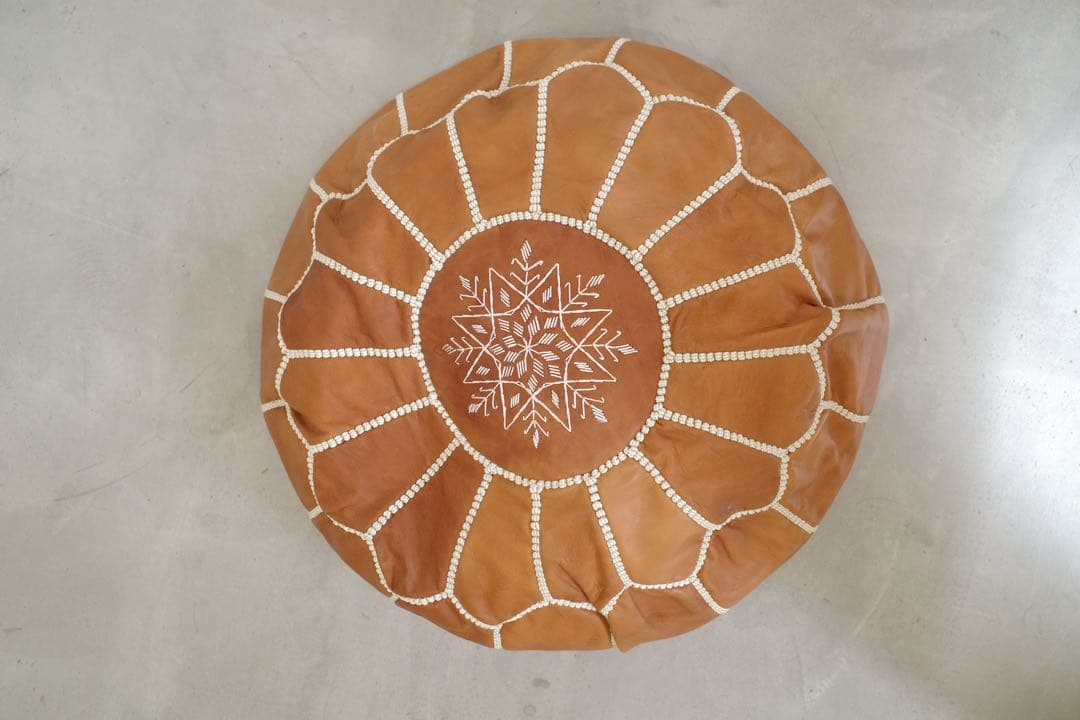 プフ　カバー（山羊の皮）