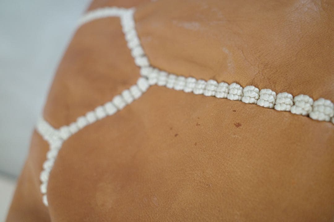 プフ　カバー（山羊の皮）