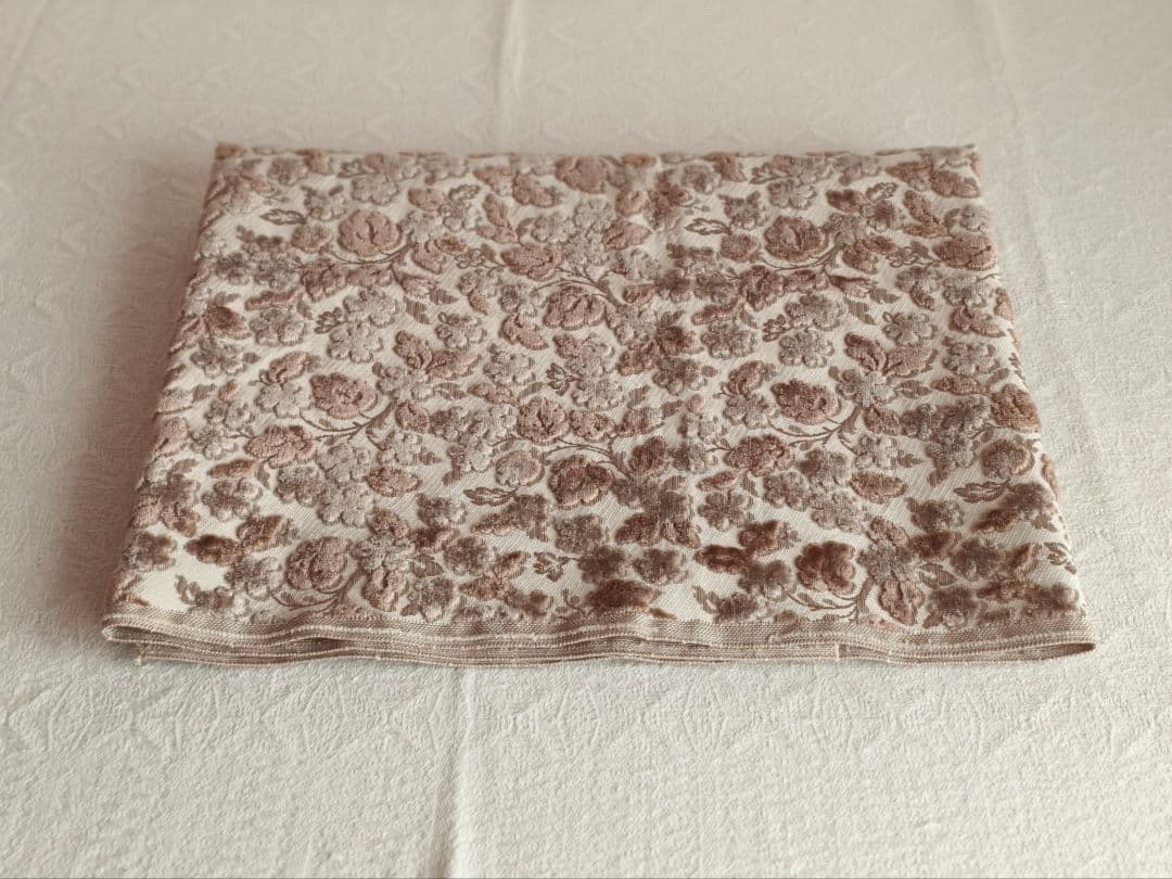 * vintage textile ❀ ふんわり お花柄 テキスタイル