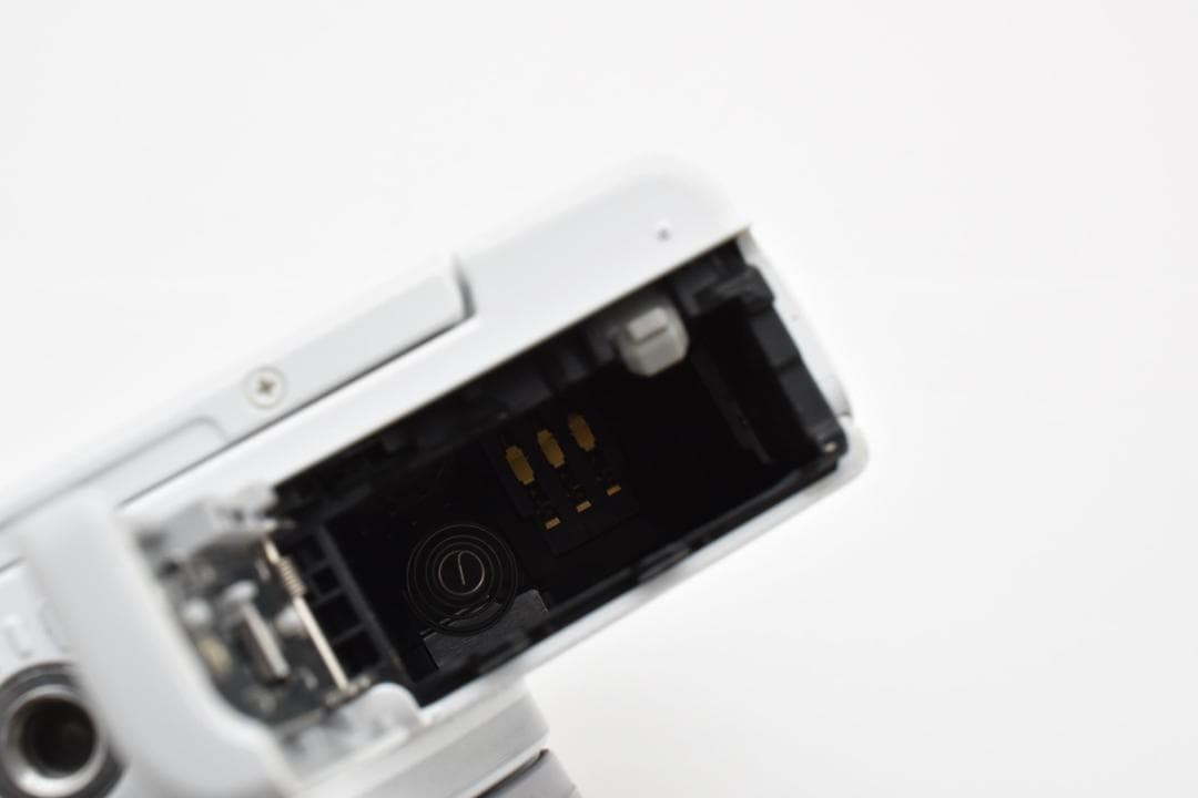 Canon EOS M200 標準レンズキット