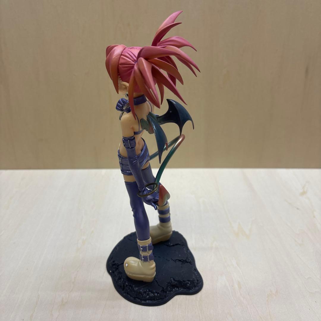 魔界戦記ディスガイアエトナ　1/7スケールPVC塗装済み完成品　フィギュア