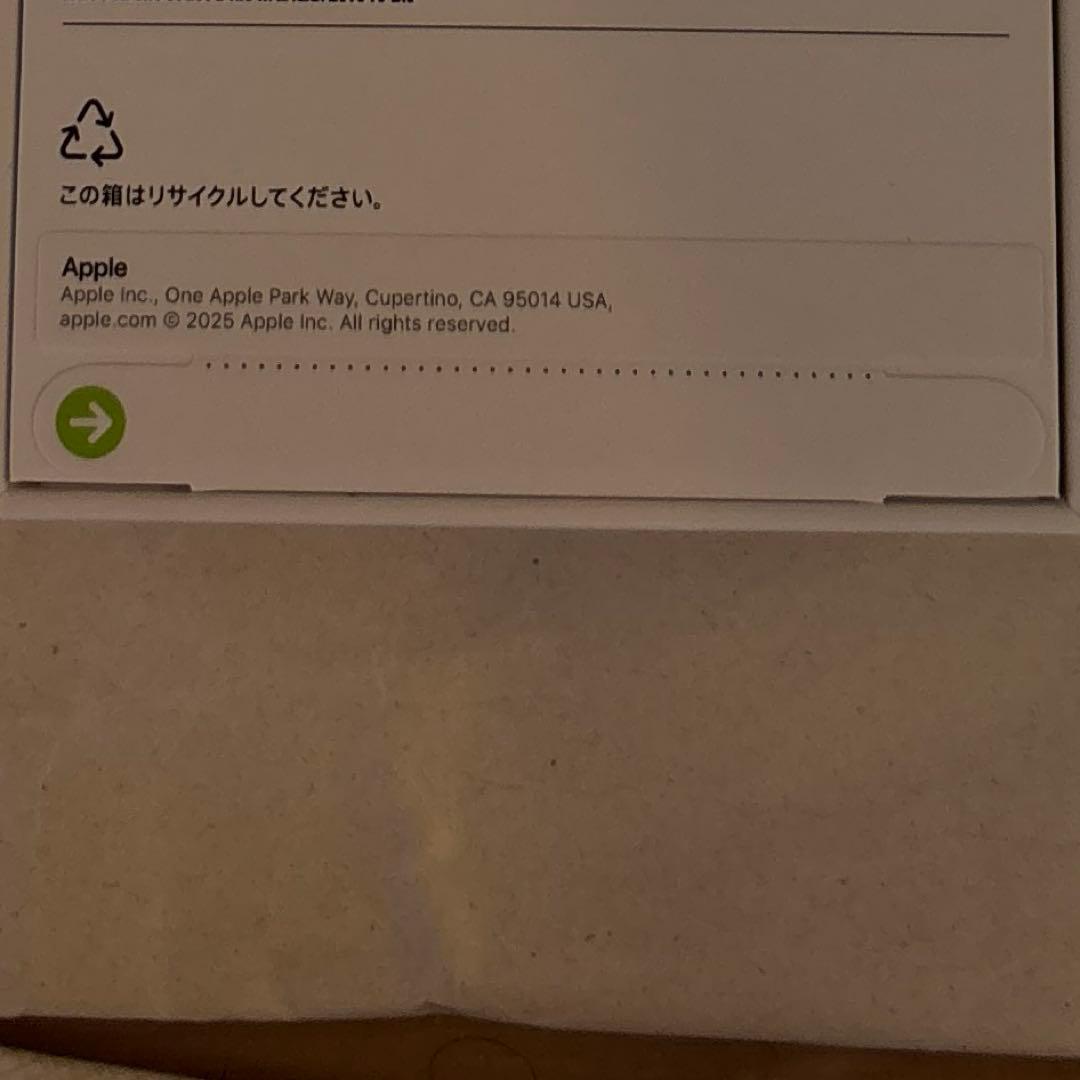 コーラグミiPhone 16e 128GB