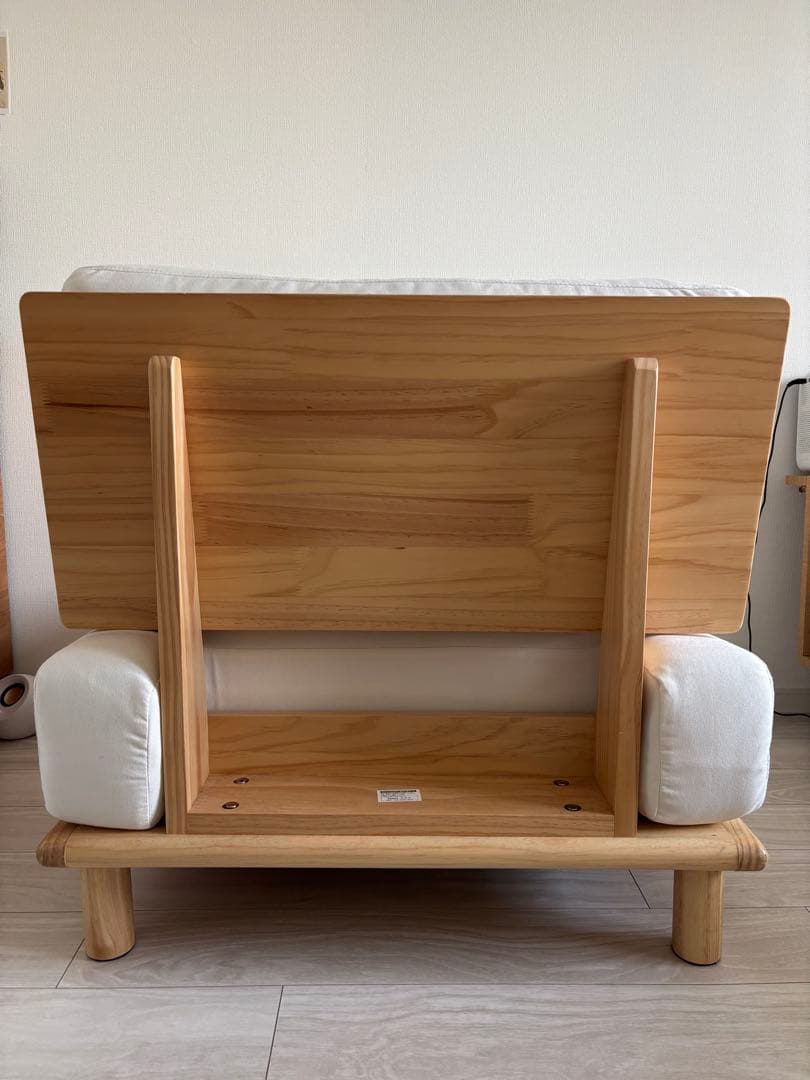 ★値下げ　1人掛け ソファカウチ ローソファー木 北欧 Chione 白