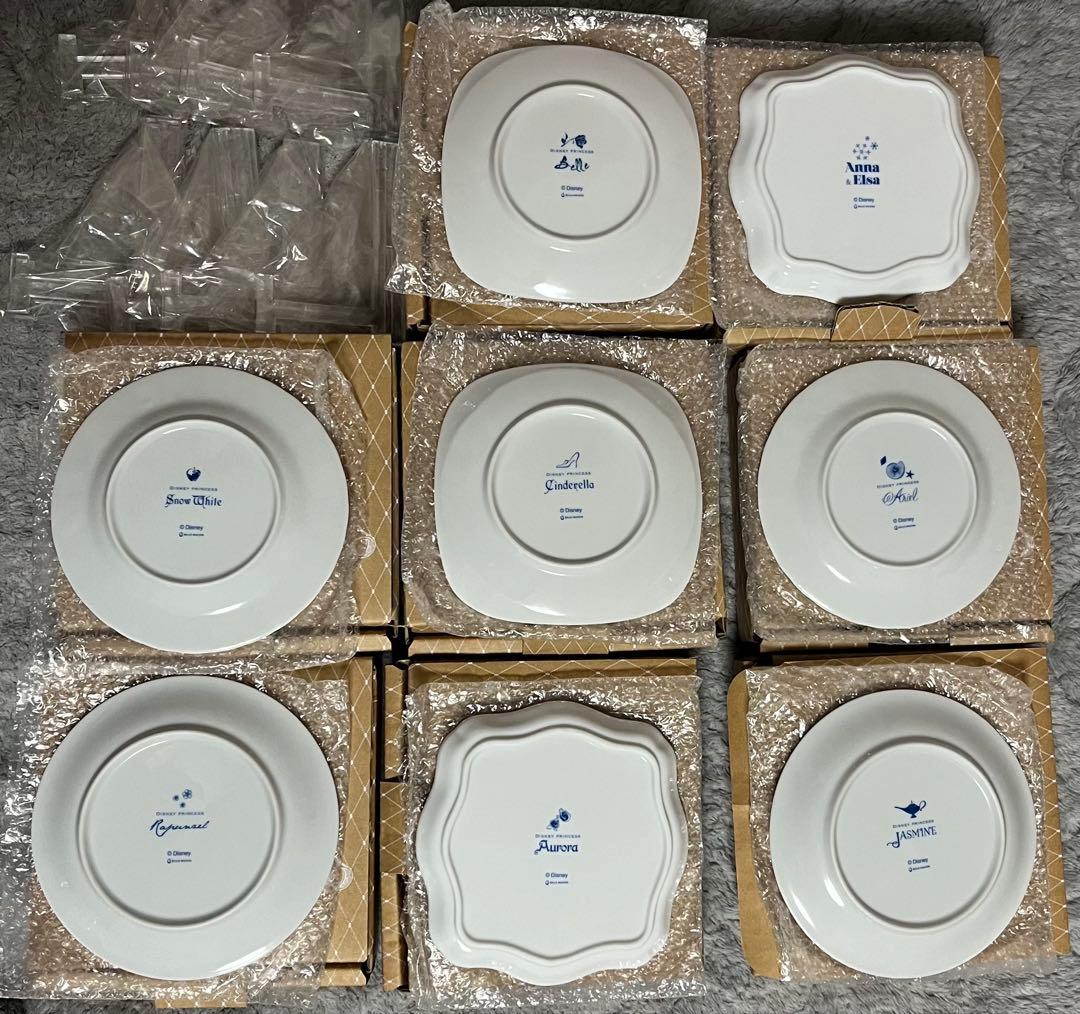 ディズニー　乙女なスイーツプレート　8枚セット　スタンド付き