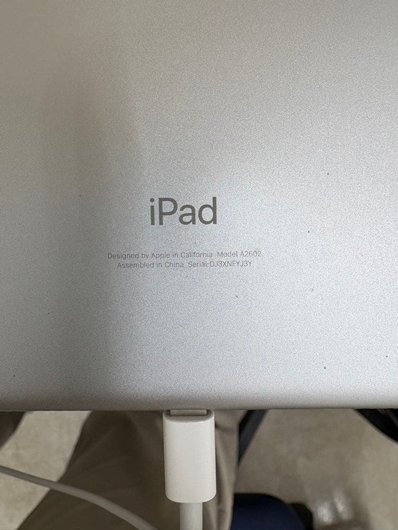 【ジャンク】iPad 第9世代 64GB 画面割/部品取り修理用バッテリー92%