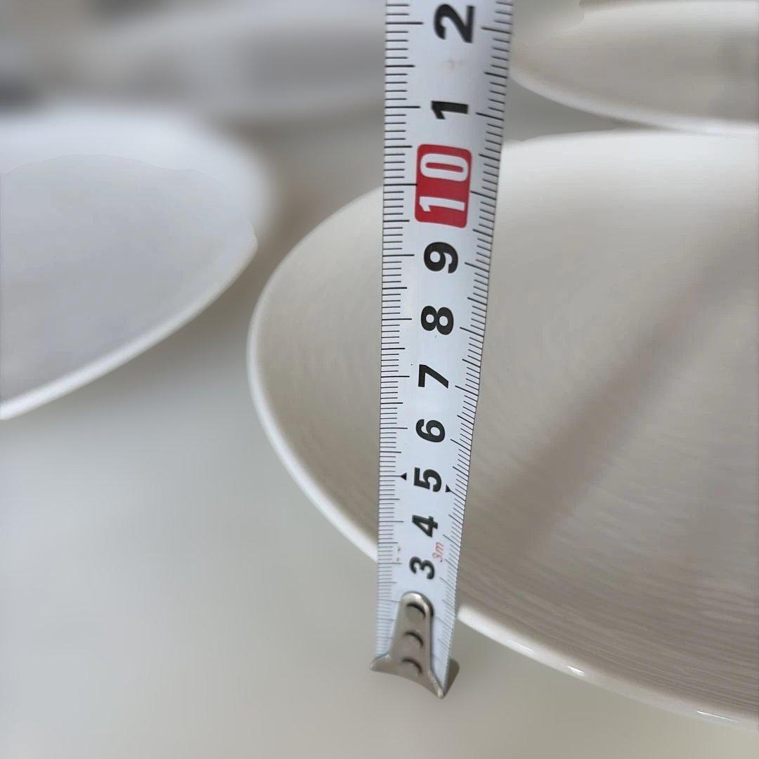 ノリタケ　ホワイト　ストライプ模様 ホワイトプレート 4枚セット