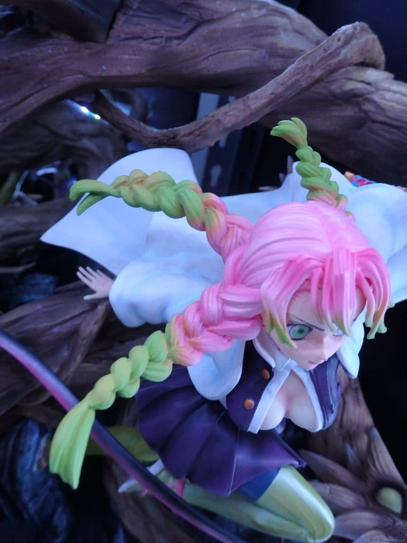 鬼滅の刃 　甘露寺蜜璃 恋柱 　フィギュア ガレージキット