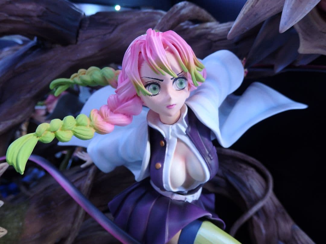 鬼滅の刃 　甘露寺蜜璃 恋柱 　フィギュア ガレージキット