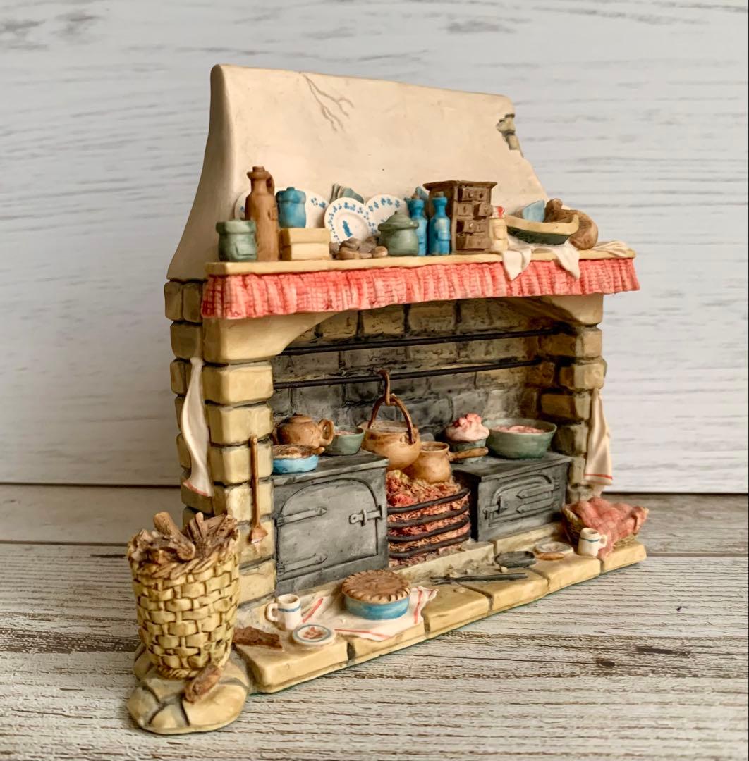 ブランブリーヘッジ 暖炉 フィギュア 置物 ボーダーファインアーツ