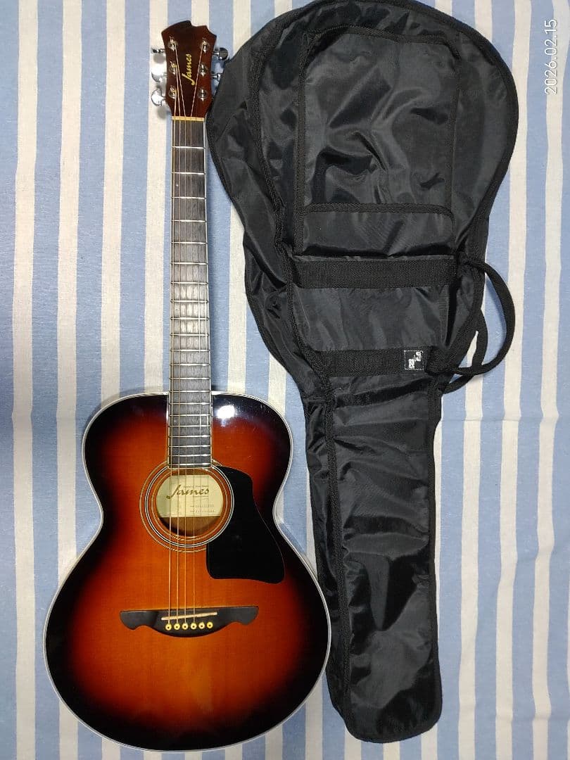 JAMESの初心者～中級者、練習用フォークタイプ・アコギJF400/WBS美品。