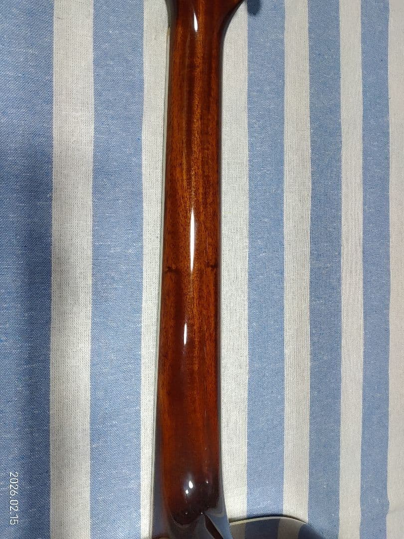 JAMESの初心者～中級者、練習用フォークタイプ・アコギJF400/WBS美品。