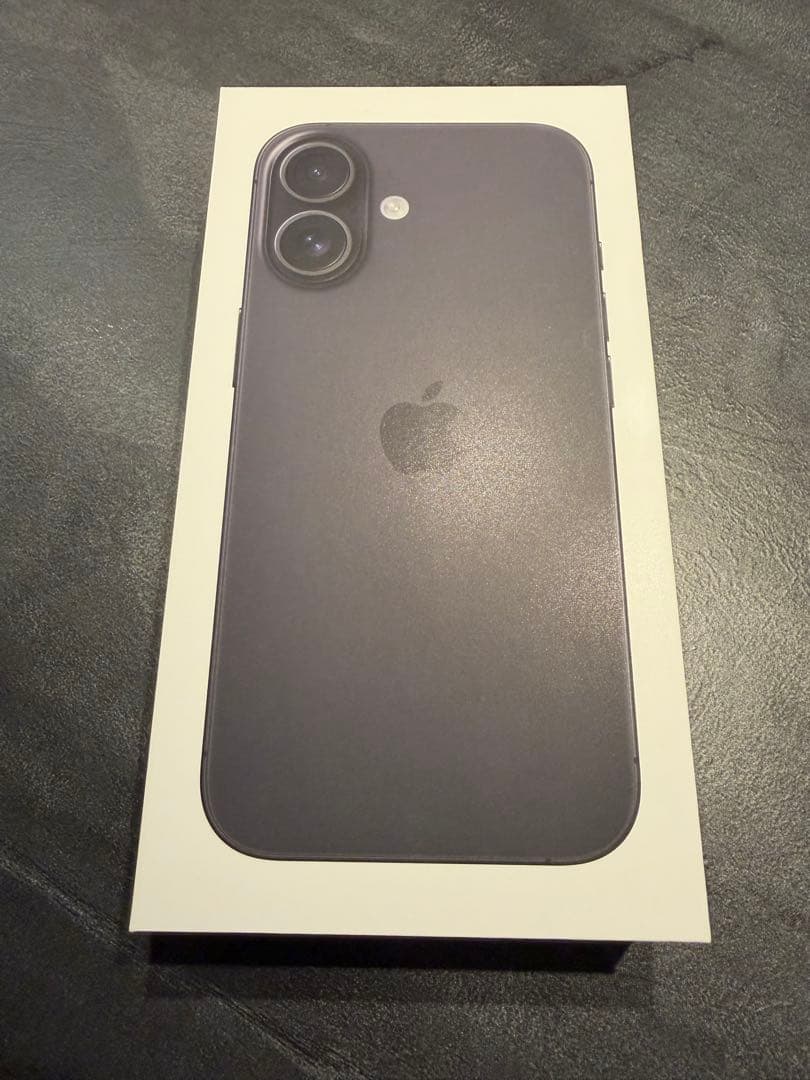 【極美品】iPhone16 ブラック128GB SIMフリー