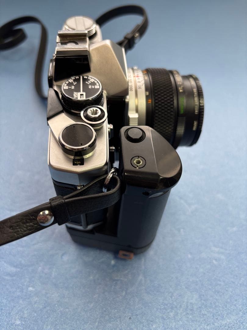 OLYMPUS OM-2 一眼レフカメラ 50mmレンズ・135mmレンズ付き